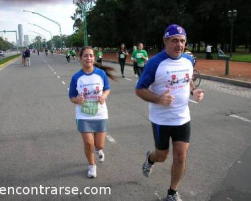 3518 39 DESPUES DE CAMINAR O CORRER.... EL CHOCOLATE CON CHURROS DEL 25 DE MAYO