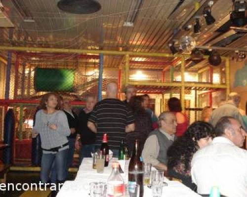 3587 24 En la RENOVADA PIZZA DE TODOS seguimos festejando... en especial, la vida misma!!!