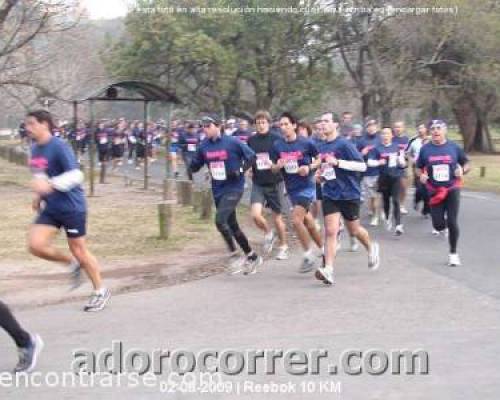 3593 1 UNA DE LAS CARRERAS TRADICIONALES.... LOS 10K DE REEBOK