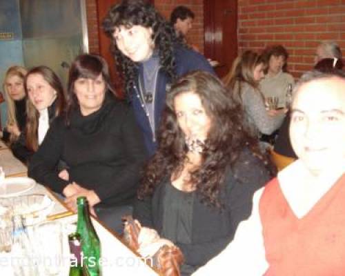 Encuentros Grupales (24/07/2009) :   En Pizza Mïa...saludamos a nuestros amigos...y festejamos los cumples de REYLEONOSCAR y de UNROMANTICO 