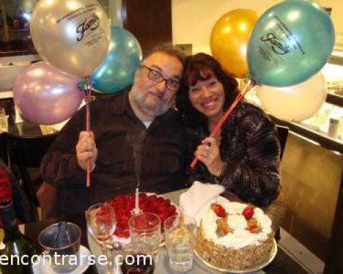 ¡¡¡ Feliz Cumple para Tere y para Gus !!!  ¡¡¡ Con besotes y tironcitos de orejas !!! :Encuentro Grupal GRUPO DE CINE Y MORFETE DE LOS MIÉRCOLES