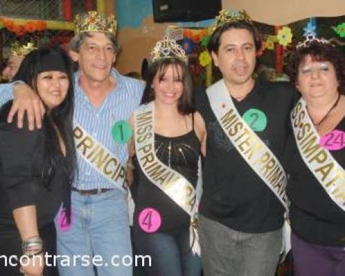 3772 44 Como todos los años, en Pizza Nuestra elegiremos a Miss y Mister Primavera !!!!Y festejamos los cumple de DANY PAMPERO Y LACOLODECAPITAL!!!