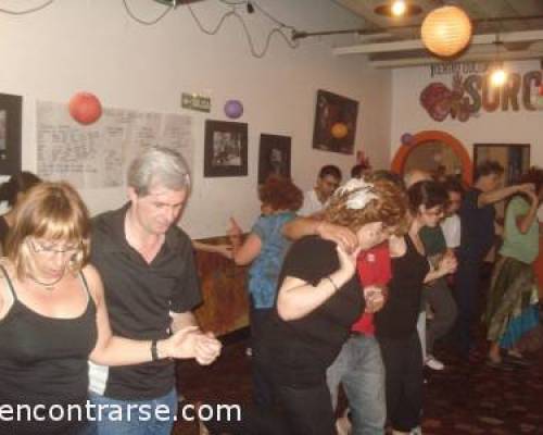 4267 3 VENI a Av. BOEDO 830 * que BAILANDO CON LAS CLASES de DANIELA SEGUIMOS APRENDIENDO y MEJORANDO SALSA , ROCK y AMERICANO! 