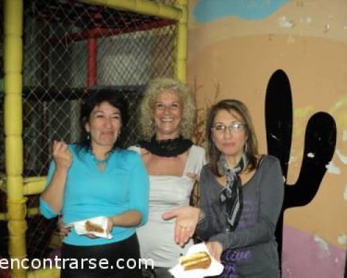 4515 13 En Pizza Mia celebramos el dia de los bichis, Cumples,Cupido y el cumpleaños de ALELIMUSICAL y +++