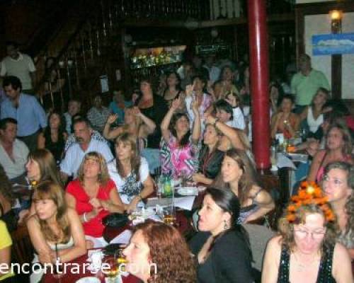 ¿Que me le pusieron Gisee en la cabeza?.... más atrás el desquicio empezaba.... :Encuentro Grupal """""CUPO  COMPLETO""""EN VISPERAS DEL FERIADO FESTEJAMOS EL CUMPLE DE GISEE CON KARAOKE 