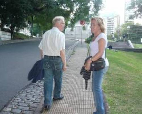 4576 11 MONUMENTOS DE BUENOS AIRES POR LA JONES 