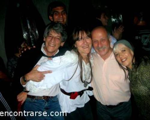 Linda foto !!! :Encuentro Grupal Le hacemos la Fiesta a Negritaa en el Divertido Oeste !!!