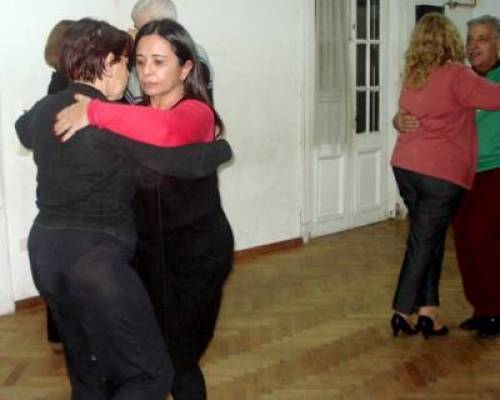 5114 7 Si amás la libertad, vení a las clases de Tango en Boedo...