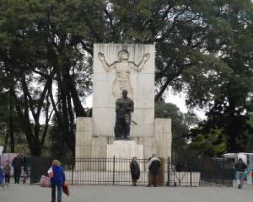 5201 2 BARES NOTABLES DE SAN TELMO POR LA JONES