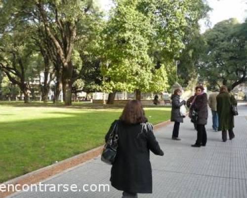 5204 2 SECRETOS POR LAS CALLES DE BUENOS AIRES - POR LA JONES 