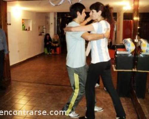 5216 43 SI EL VIERNES TE QUEDASTES SIN BAILAR EN DORSIA GRUPO BOEDO TE INVITAN A QUE VENGAS A APRENDER A BAILAR