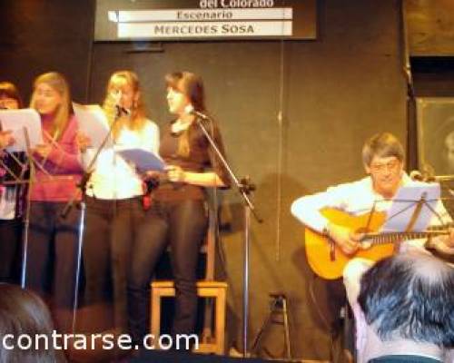 Uhhh!!! Me lo perdí...!  :Encuentro Grupal Quinto Encuentro Artístico Musical con mate y bizcochitos en la Peña del Colorado!!!