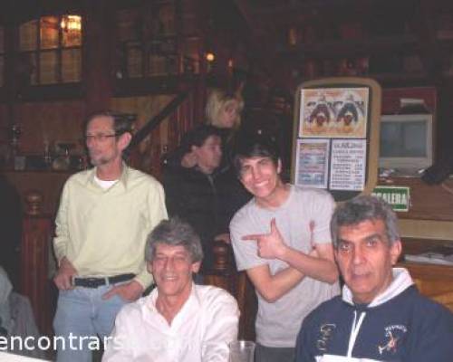 Me queria pegar un tiro Nacho???? o estaba haciendo fierita?? :Encuentro Grupal BOWLING DEL OESTE te invita a 