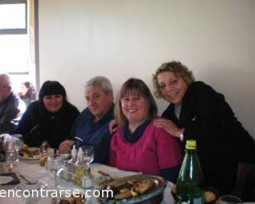 5394 6 LUNES FERIADO, VENITE A ALMORZAR CON NOSOTROS. 