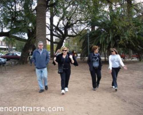 5518 5 Domingos con Amigos
