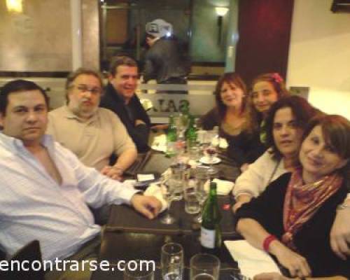 5620 4 GRUPO DE CINE Y MORFETE DE LOS MIÉRCOLES EN BELGRANO