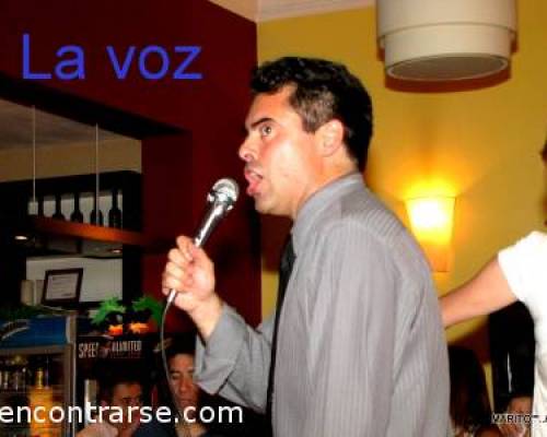 5668 45 ¡ KARAOKE ! ¡ KARAOKE ! EN THE ROZZ