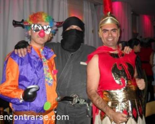 5692 11 ¡¡¡ BAILE DE DISFRACES + CUMPLE DE 