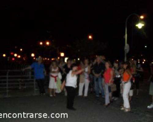 5911 3 PUERTO MADERO NOCTURNA - UN POQUITITO EN TRANVIA Y A PIE- POR LA JONES