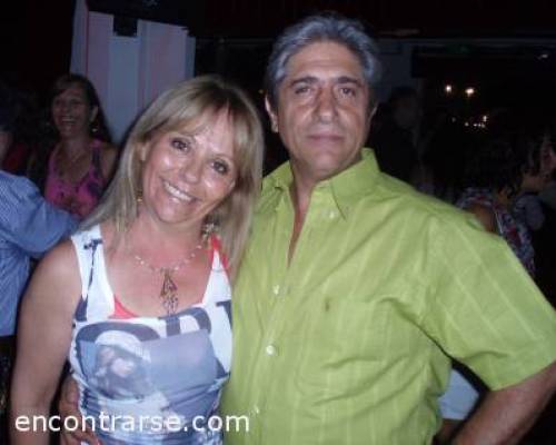 6177 12 A  VER SI ME ACOMPAÑAN EN MI PRIMER SALIDA DEL AÑO A BAILAR A DORSIA A DIVERTIRNOS......SI ALGUNO CUMPLE AÑOS Y LO QUIERE FESTEJAR QUE ME AVISE....