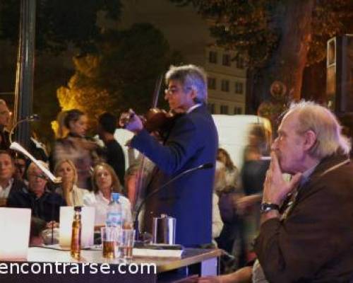 6475 1 NOCHES DE LUNA Y MISTERIO- ALBERTO LAISECA EN EL CEMENTERIO DE LA RECOLETA