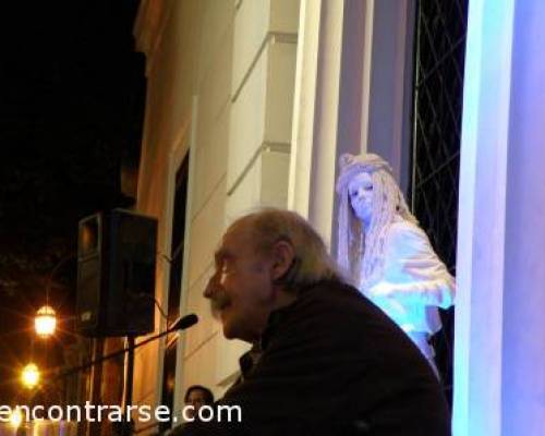 6475 7 NOCHES DE LUNA Y MISTERIO- ALBERTO LAISECA EN EL CEMENTERIO DE LA RECOLETA