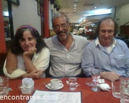6718 3 CLUB SOCIAL CAFE DE FLORES- Cada día más chapitas