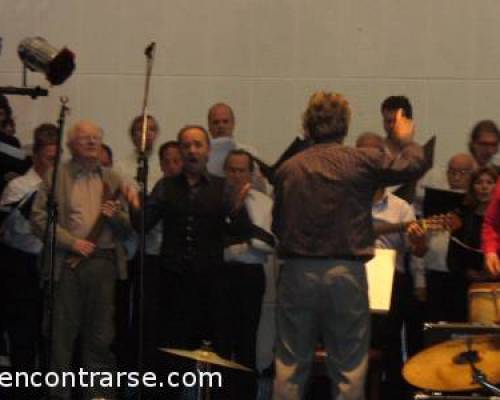 6788 11 Concierto folklórico en Radio Nacional 