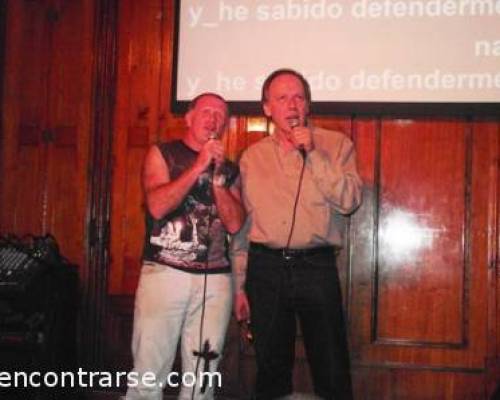 6851 82 FESTEJAMOS EL DIA DEL AMIGO A LO GRANDE Y CANTANDO