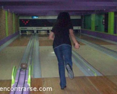 6888 45 Vení a jugar al Bowling con palos chicos o al pool en el OESTE