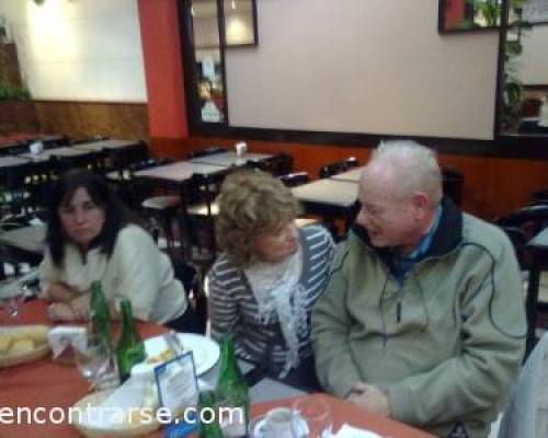 6984 4 CLUB SOCIAL CAFE DE FLORES- El cafe de los Galanes tambien reciben a las chichis....