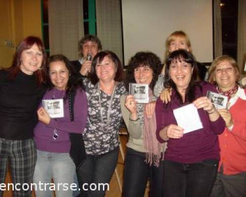 gracias marce por el regalo y por habernos hecho pasar un domingo mas entretenidas  :Encuentro Grupal 4TO ENCUENTRO DE JUEGOS DE INGENIO,COMICOS Y MUSICALES POR EQUIPOS + KARAOKE CON PREMIOS