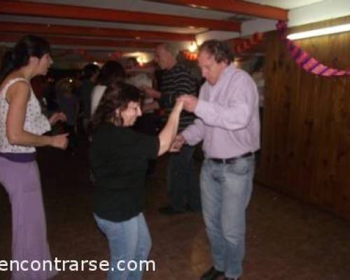 7706 2 VOLVIERON LAS CLASES DE BAILE DE LA MANO DE DANIELA , MILOCURA