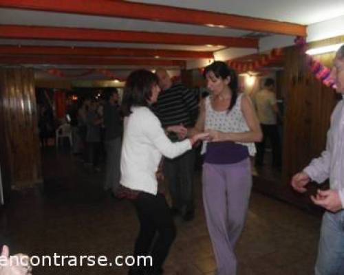 7706 3 VOLVIERON LAS CLASES DE BAILE DE LA MANO DE DANIELA , MILOCURA