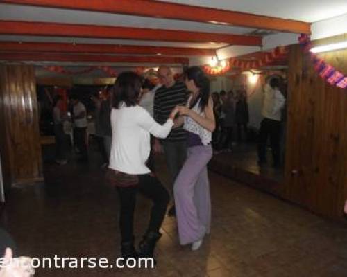 7706 4 VOLVIERON LAS CLASES DE BAILE DE LA MANO DE DANIELA , MILOCURA