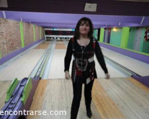 7849 13 Venite a el Oeste Intentamos jugar Bowling