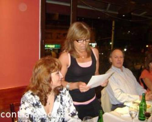 La licenciada Silvia leyendo su bello poema!!! :Encuentro Grupal Cafecito **Zona Norte**   CAFE DE LOS POETAS