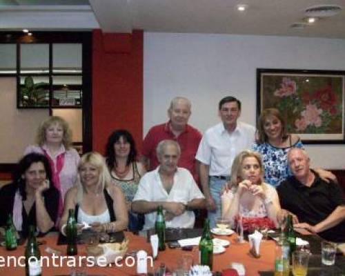 8003 1 EL CAFE DE LOS GALANES- (Cafe Uno- Flores). Tambien admite mujeres, ja ja ja 