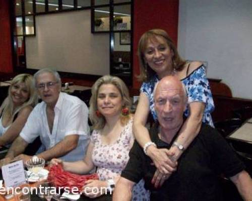 8003 4 EL CAFE DE LOS GALANES- (Cafe Uno- Flores). Tambien admite mujeres, ja ja ja 