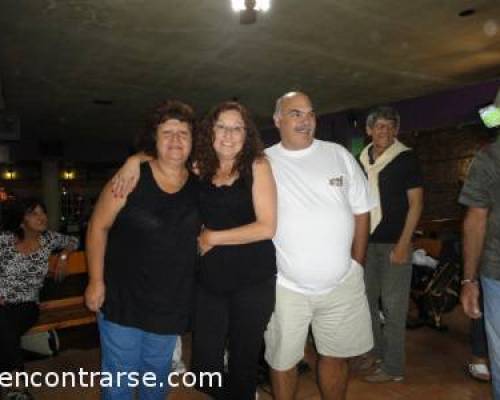 8075 12 Venite a el Oeste Intentamos jugar Bowling