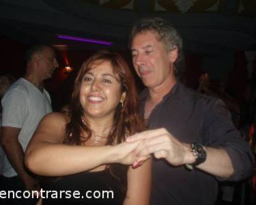 8165 7 BUENO CHICOS Y CHICAS EMPEZAMOS EL 2012 CON TODO EN DISCO SIX Y BAULANDO !!!!!