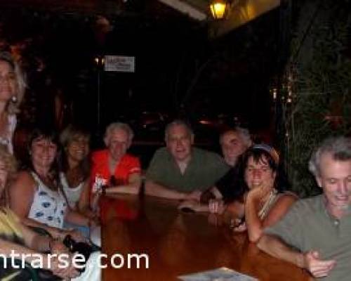 8112 41 VILLA DEVOTO POR LA JONES Un Jardín en Buenos Aires 