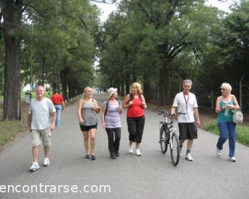 8307 8 Sabado, caminata...