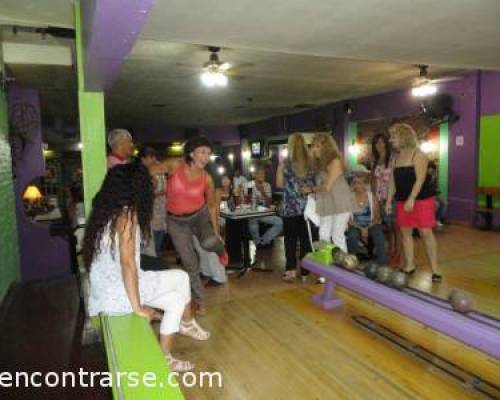 8354 11 VENITE A EL OESTE A JUGAR BOWLING