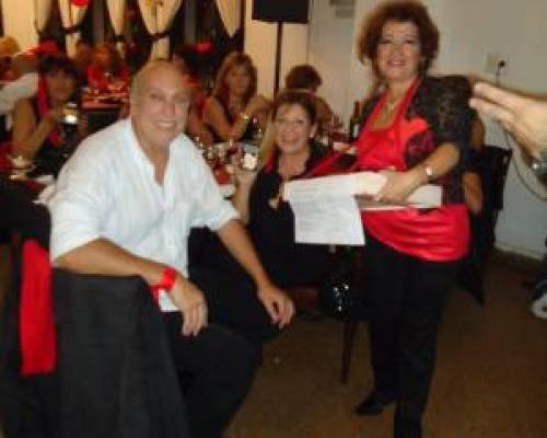 Bien Oscar!!! el percusionista de La Barracas Band!!! :Encuentro Grupal La Solidaridad de Gala y al Rojo Vivo!!!