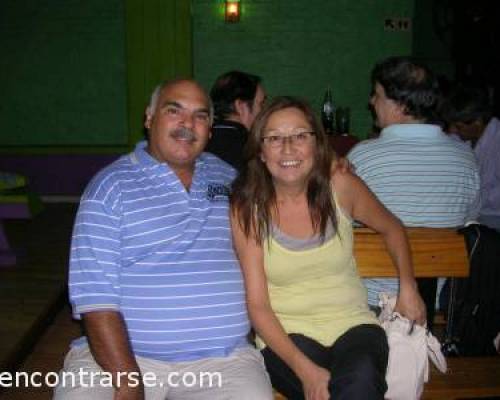 8507 9 EN EL OESTE LOS VIERNES JUGAMOS BOWLING Y POOL