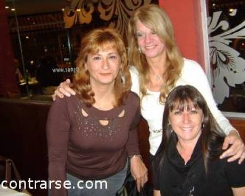 Qué lindo trío!!! :Encuentro Grupal Cafecito **Zona Norte** FESTEJAMOS MI CUMPLEAÑOS - VALTERINA O BIANCA