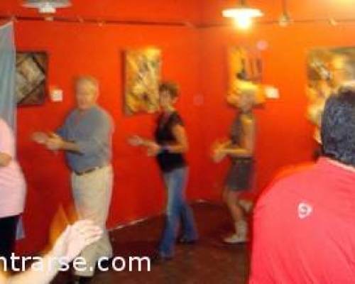 8615 1 Aun en feriado, siguen las clases de ritmos latinos y rock, dictadas por Moni2006!!! 