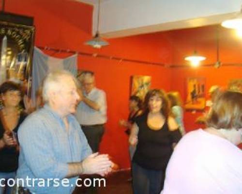 8615 3 Aun en feriado, siguen las clases de ritmos latinos y rock, dictadas por Moni2006!!! 