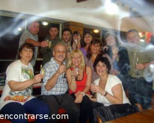 Brindis final con "efecto humo" jajaj :Encuentro Grupal ¡¡¡¡ A S A D O +++ B A I L E +++ F I E S T A A A A !!!